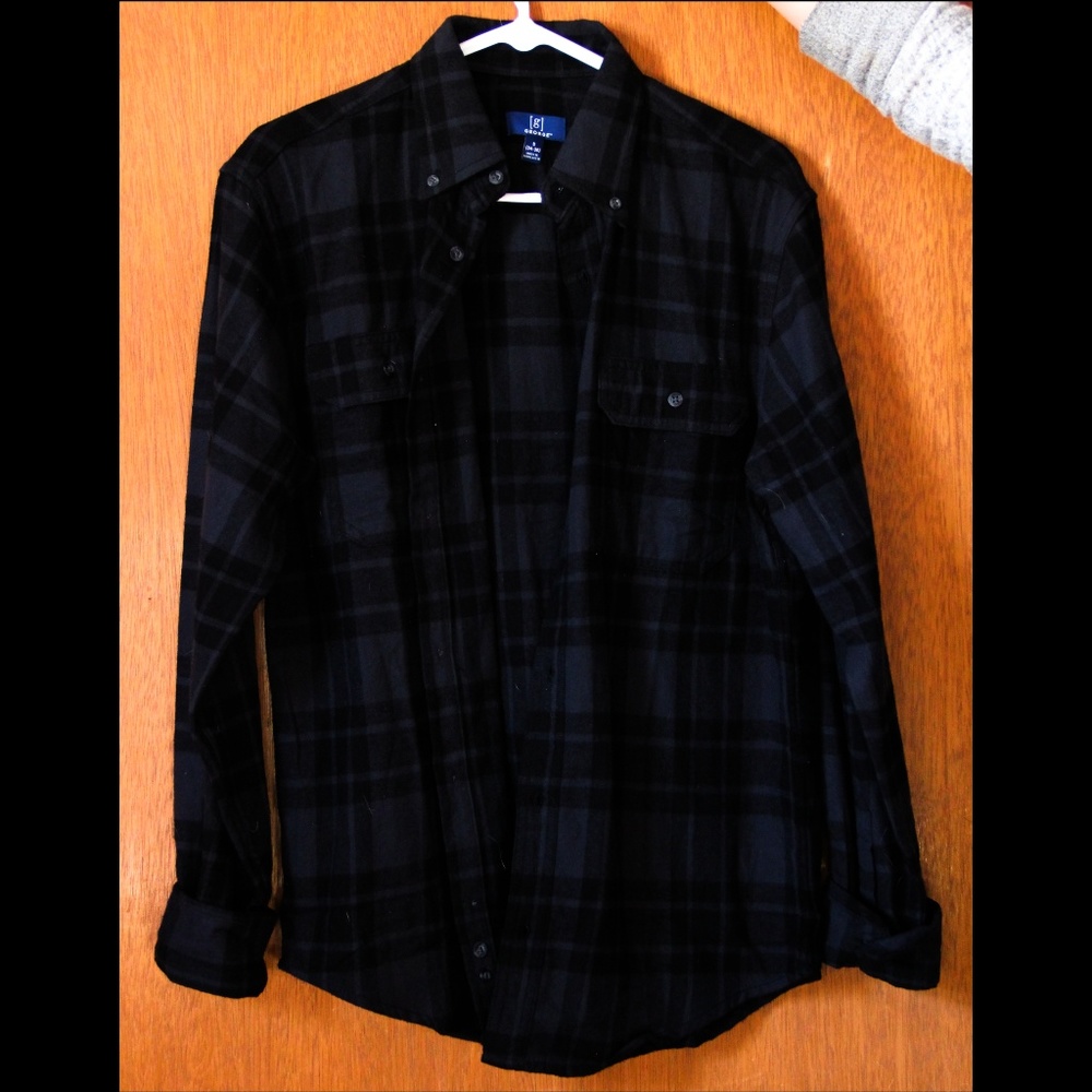 Black and grey button up flannel